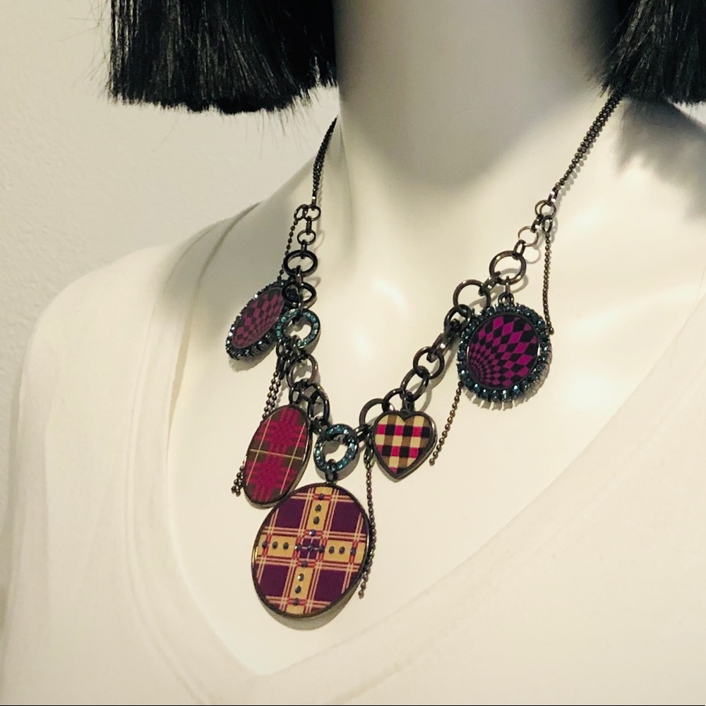 Lola and Grace • Necklace with Swarovski • Purple